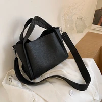 fashion simple women shopping bags new summer ladies hand bags solid color girl underarm shoulder bag retro designers female bag