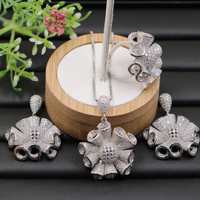 

Vanifin Fashion Jewelry Exaggerated Petunia Flower Micro Pave Necklace with Earrings and Ring Anniversary Engagement Luxury Gift
