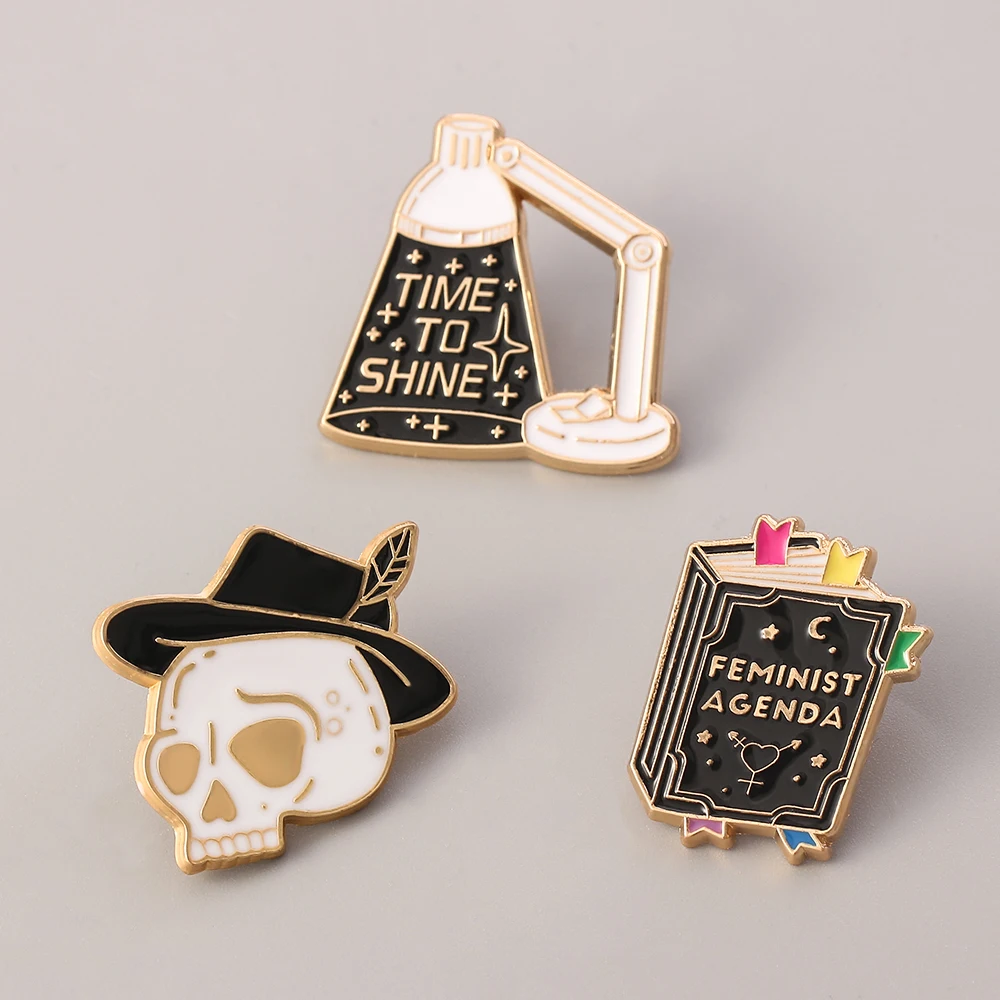 Креативная брошка мультфильм череп Эмаль Булавка Готическая модель книга