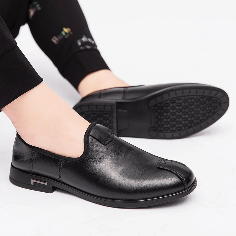 

Men Casual Shoes Fashion Casual Leather Shoes Men Leisure Mens Hot Sale Sapato Masculino Zapatillas Hombre Black Man