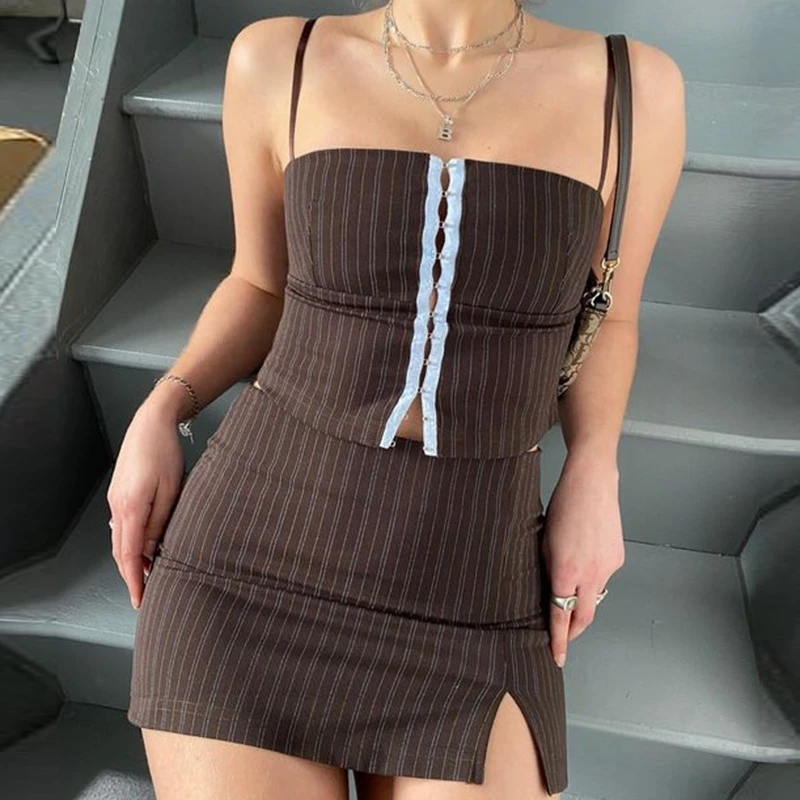 Шикарный женский комплект из двух предметов топ на бретельках с