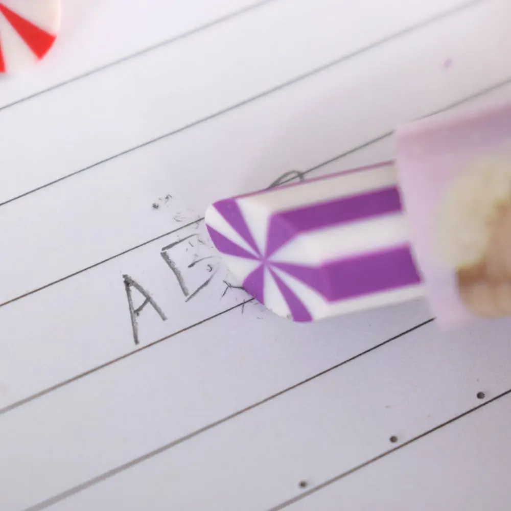 1 шт красочные ластик милый губная помада мороженого Форма поворотный