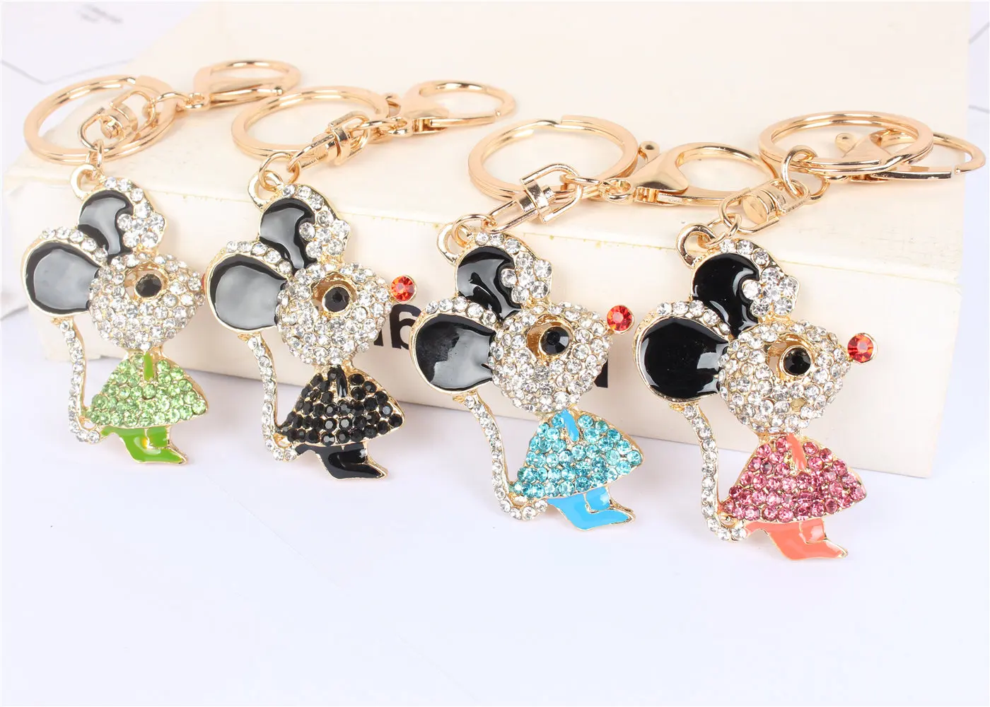 

Lovely Mixed Color Mouse Rat Charm Pendant Cute Rhinestone Crystal Car Purse Bag Key Chain Jewelry Creative Party Christmas Gift
