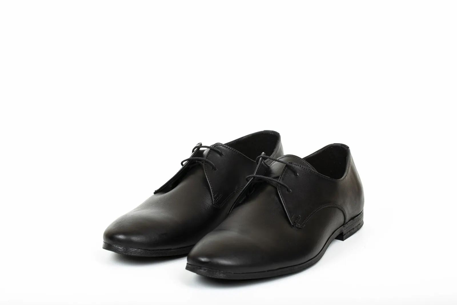 

CLASSIC LEATHER MEN SHOES