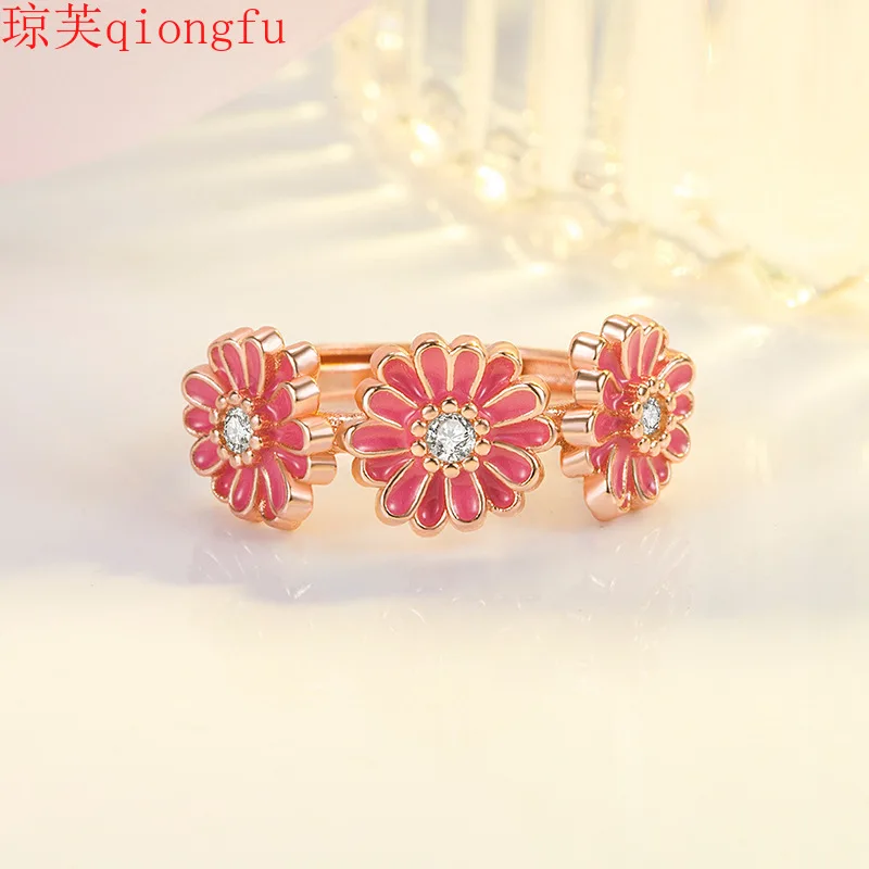 

Qiongfu Fashion original electroplating rose gold three pink daisy ring creative fashion blooming petal ring female accessories