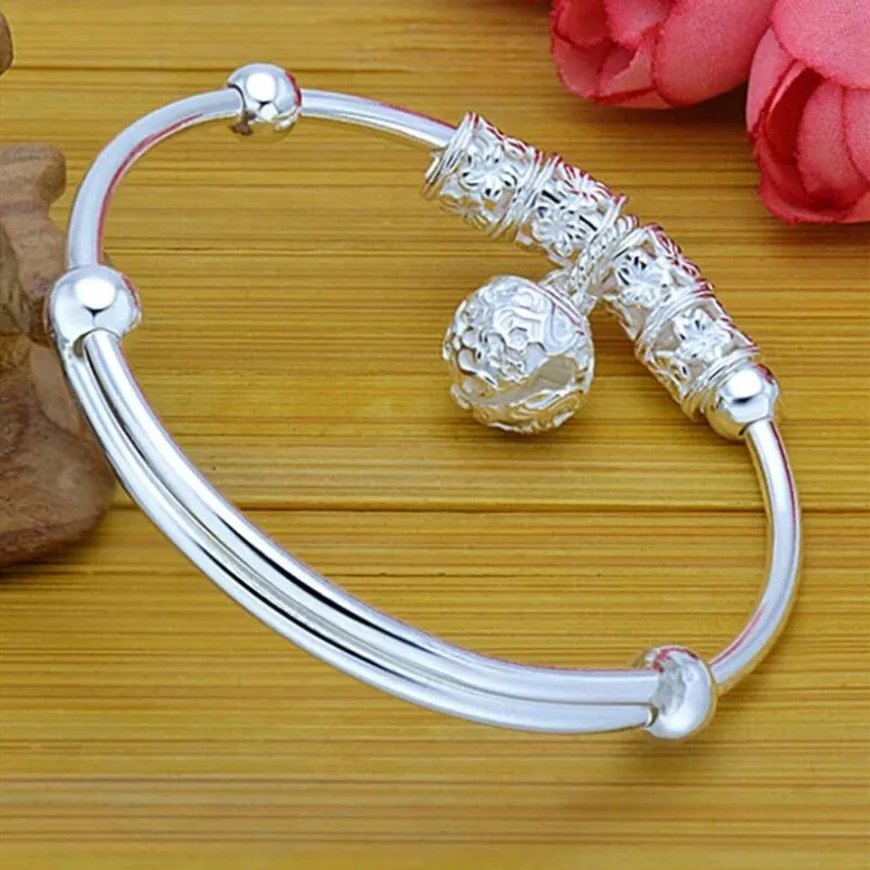 

925 Sterling Silver Push-pull Adjustable Round Charm Small Bracelet and Bracelet, Suitable for Women's Elegant Wedding Jewelry