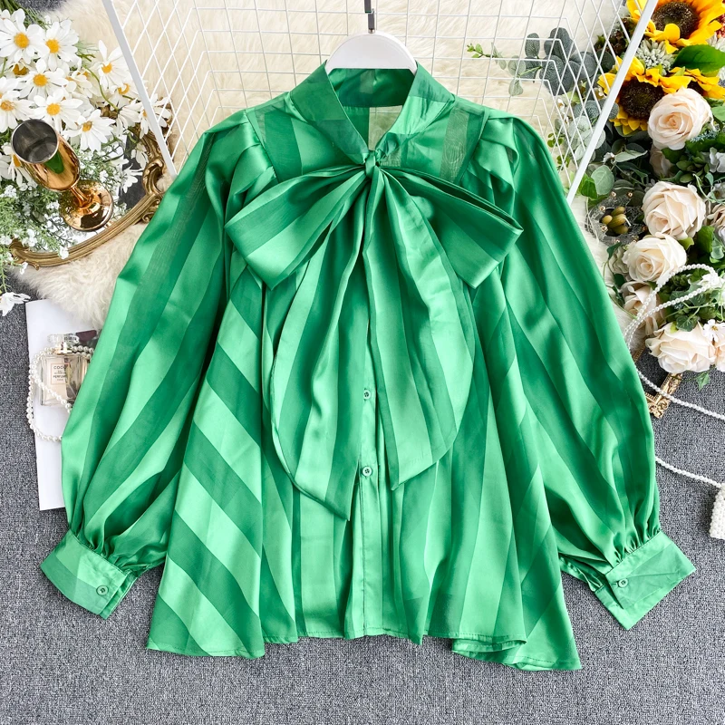 

Women's Shirt Sprin Autumn New Satin Shirt Bow Collar Puff Sleeve Loose Office Lady Top Women Blouse Tide Plus Size Tops Ml671