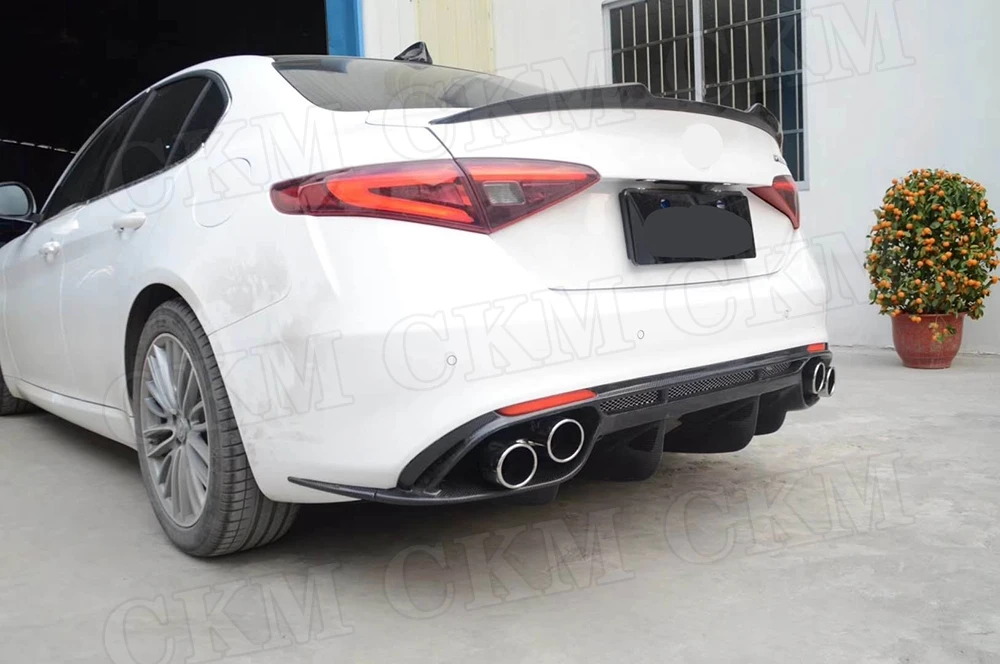 Углеродное волокно Материал диффузор губа на задний бампер для Alfa Romeo Giulia