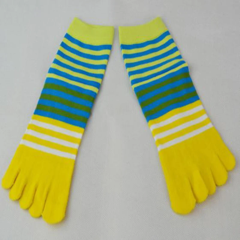 Новинка хит продаж хлопковые носки Модные Цветные полоски средняя трубка