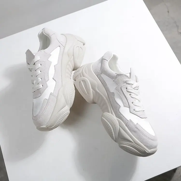 Женские кроссовки с круглым носком Fujin дышащие на толстой подошве кружевом для