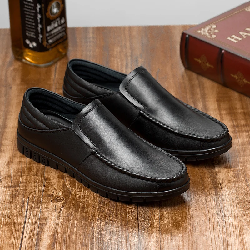 

Men Casual Shoes Sneakers Fashion Light Breathable Leather For Men's Sneaker Man Shoe Hot Spring Designer High Quality