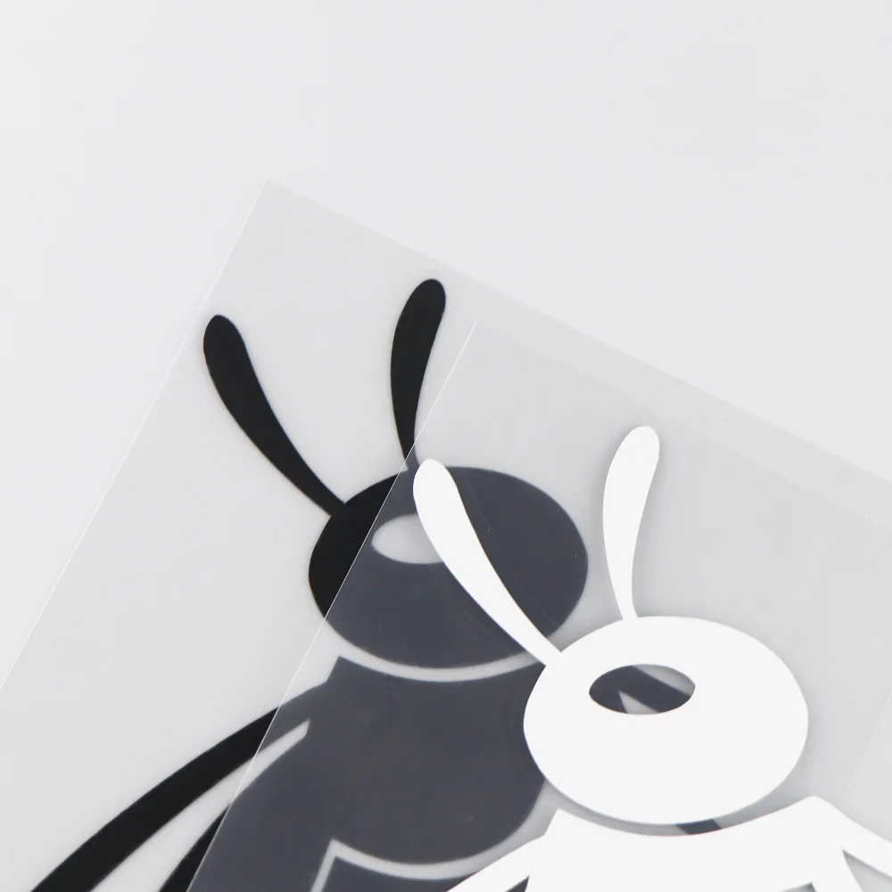 

YOJA 13.510.1CM Cool Honeybee Vinyl Decal Cartoon Animals Car Stickers Pattern Black/Silver 19C-0182