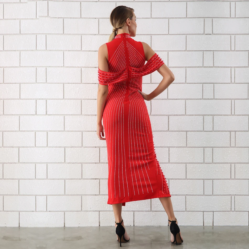 Женское платье без рукавов Seamyla черно белое длинное вечернее с бусинами зима