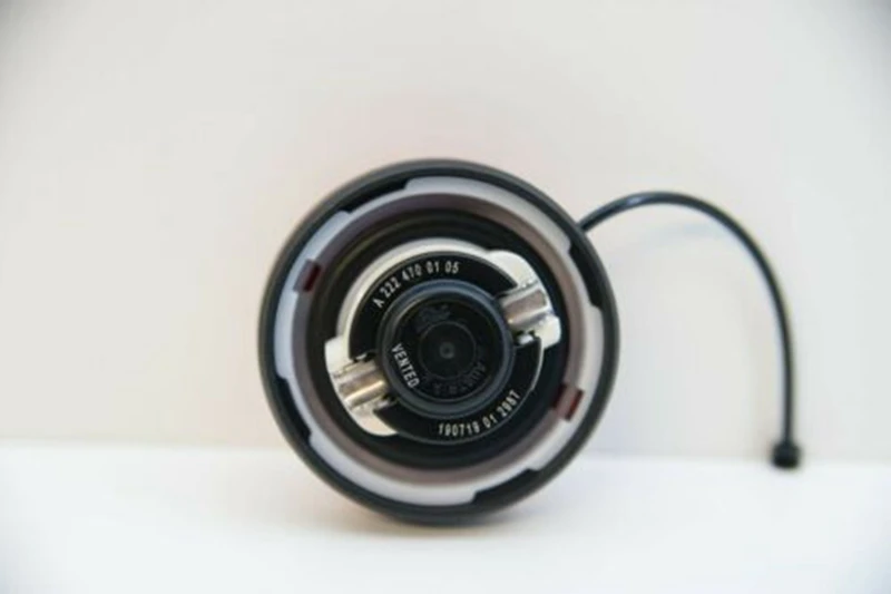 

For MERCEDES-BENZ W176 Diesel Fuel Filler Screw Cap A2224700105