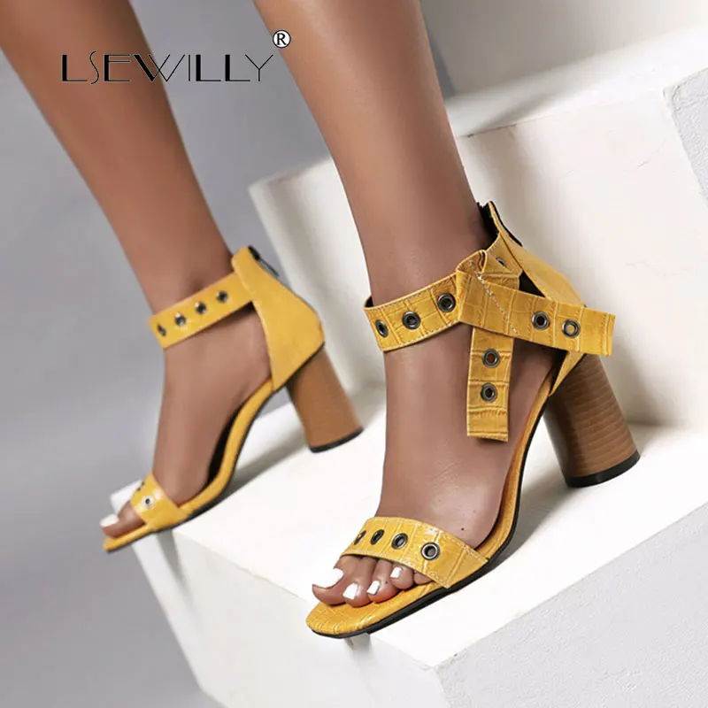 

Lsewilly 2020 Women Back Zipwe Square Heeled Sandals Metal Decoraion Elegant Party Summer Shoes Woman New Classic Shoes Woman