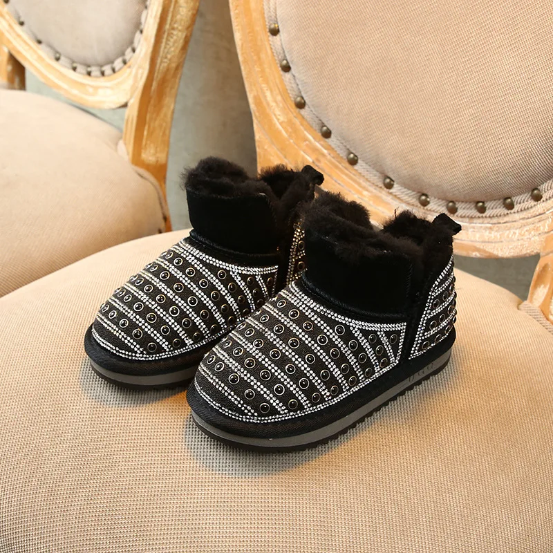 

Boys and girls snow boots pearl rhinestone princess cotton boots 2019 winter new plus velvet warm children's boots