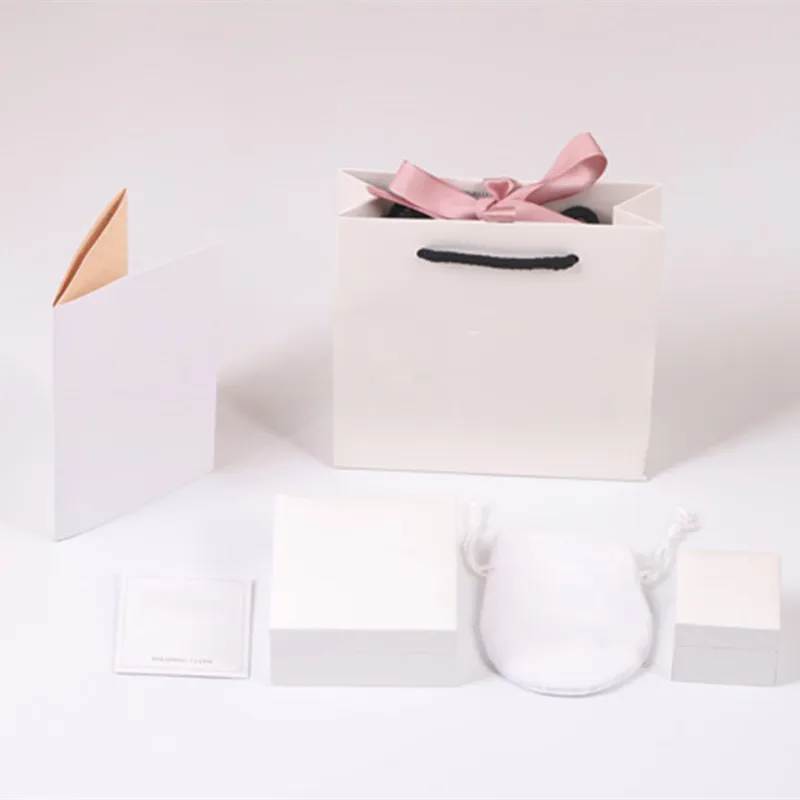 Шкатулка для ювелирных изделий с логотипом фланелевая бумажная Сумочка