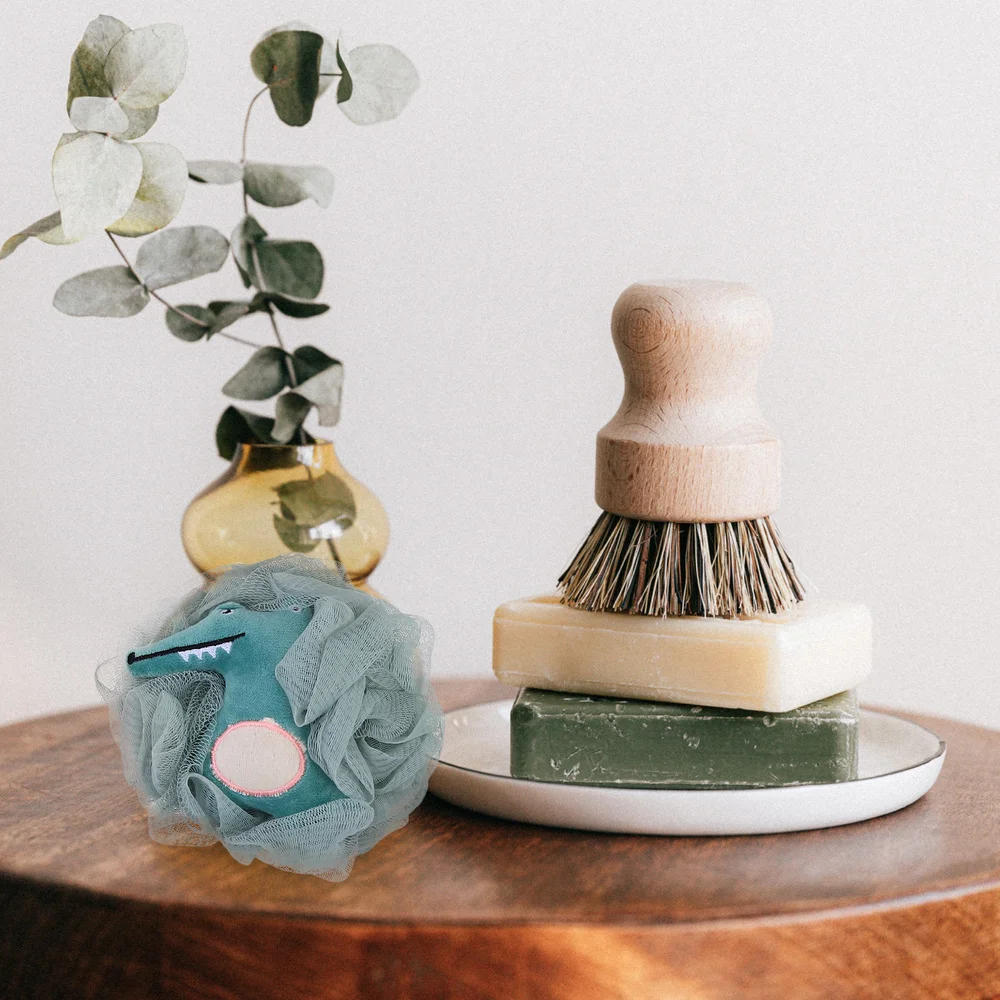 

4Pcs Bath Balls Cartoon Shower Sponge Mesh Pouf Bath Balls (Assorted Color)