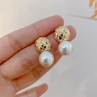 Женские серьги-гвоздики с искусственным жемчугом