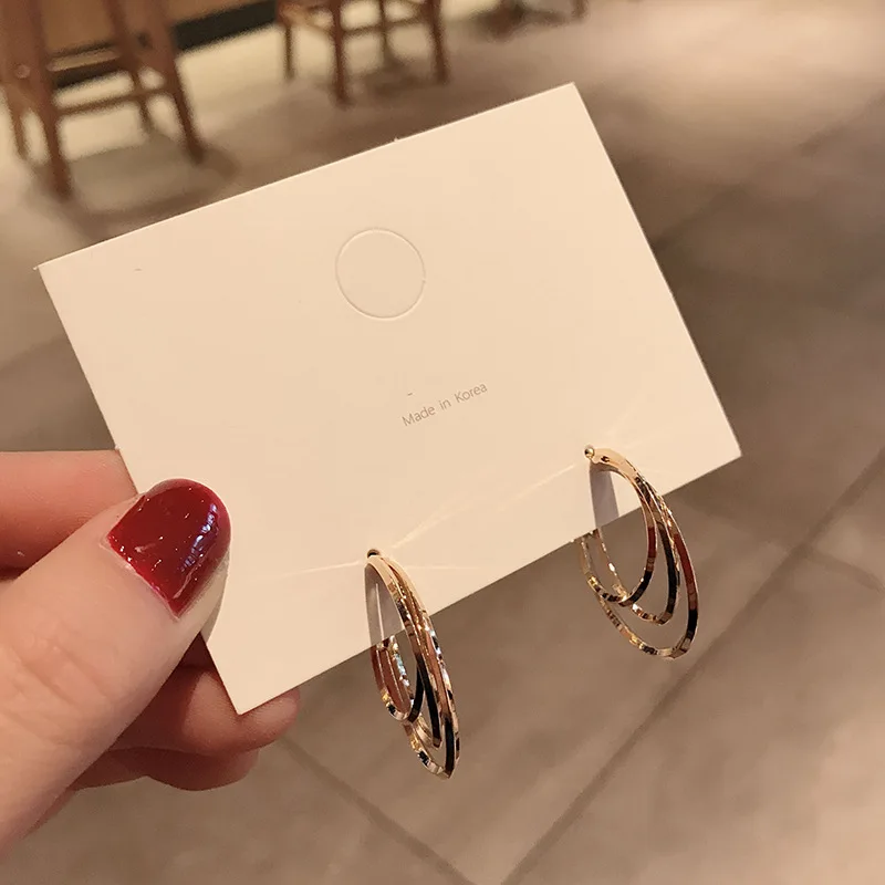 Корейская версия восточных ворот Новое Преувеличение металлическое Золотое