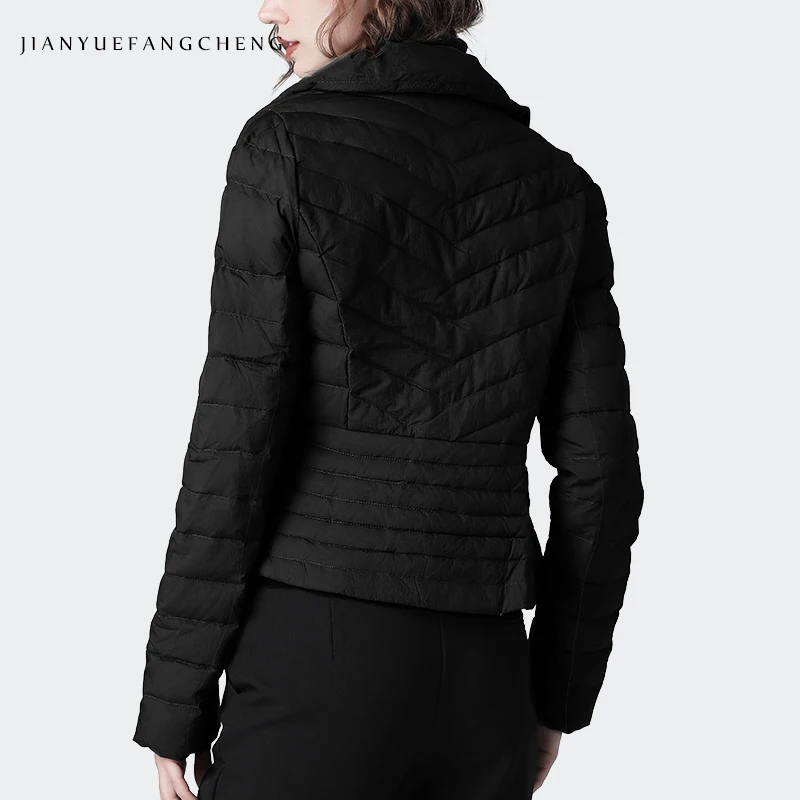 Женский короткий пуховик Черный теплый утепленный элегантный тонкий маленького