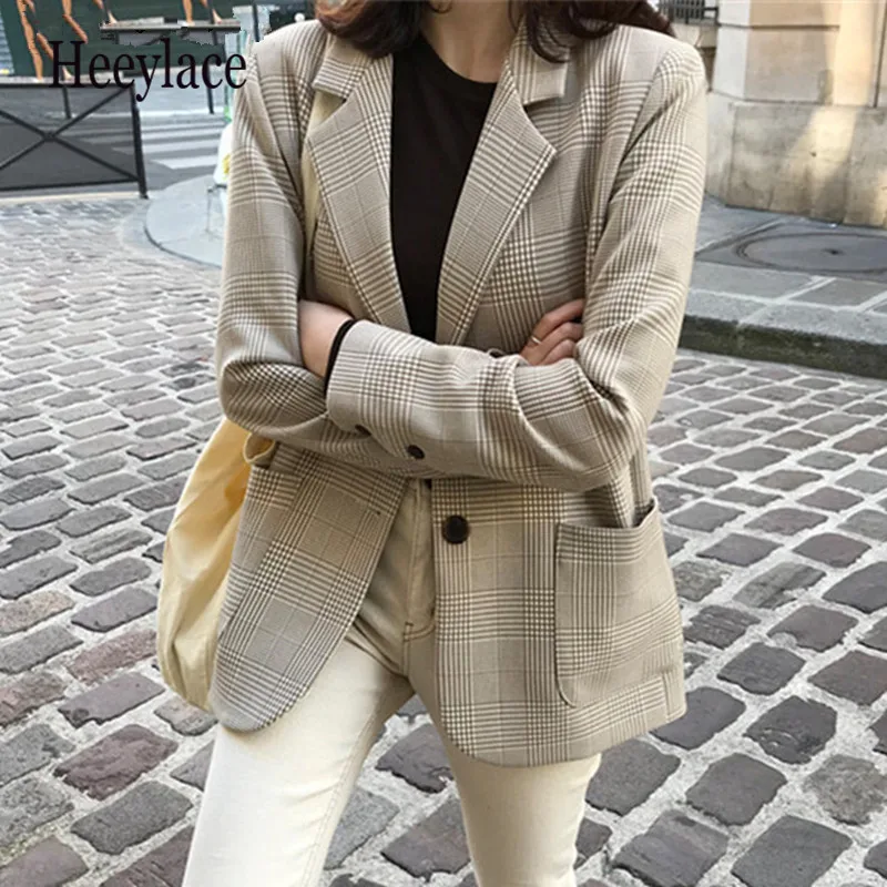 Женский клетчатый пиджак повседневный с карманами и пуговицами отложным