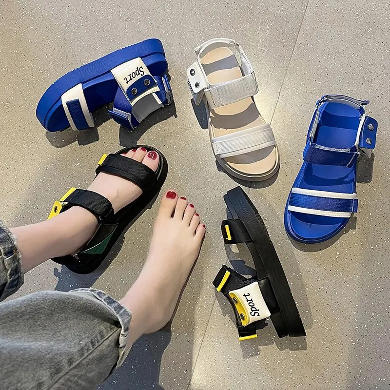 

Women's Shoes