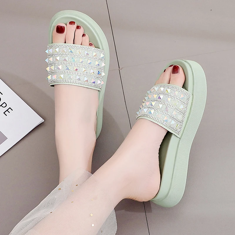 

Shoes Ladies' Slippers Luxury Slides Women Heels Platform Pantofle Med Designer High Summer Flat 2021 Soft PU Rubber Fashion