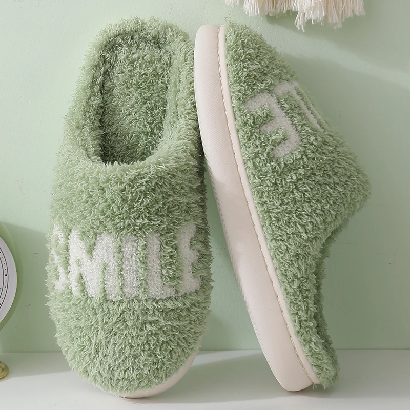 

Тапочки женские зимние, с бархатной подкладкой, с надписью серого цвета