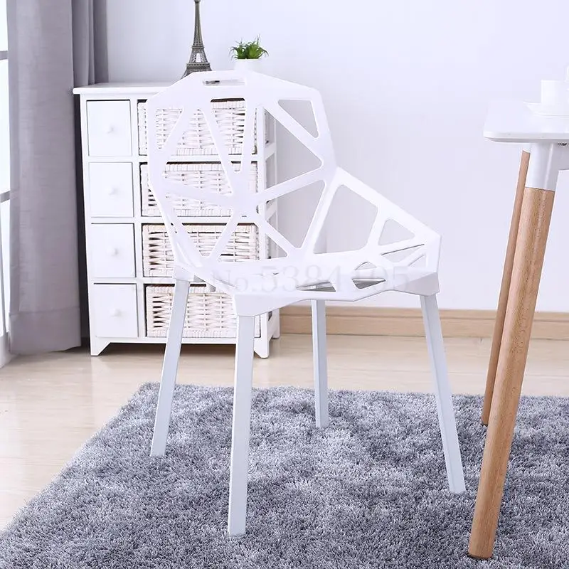 Скандинавский пластиковый стул Трансформеры геометрический в дырочку Офисная