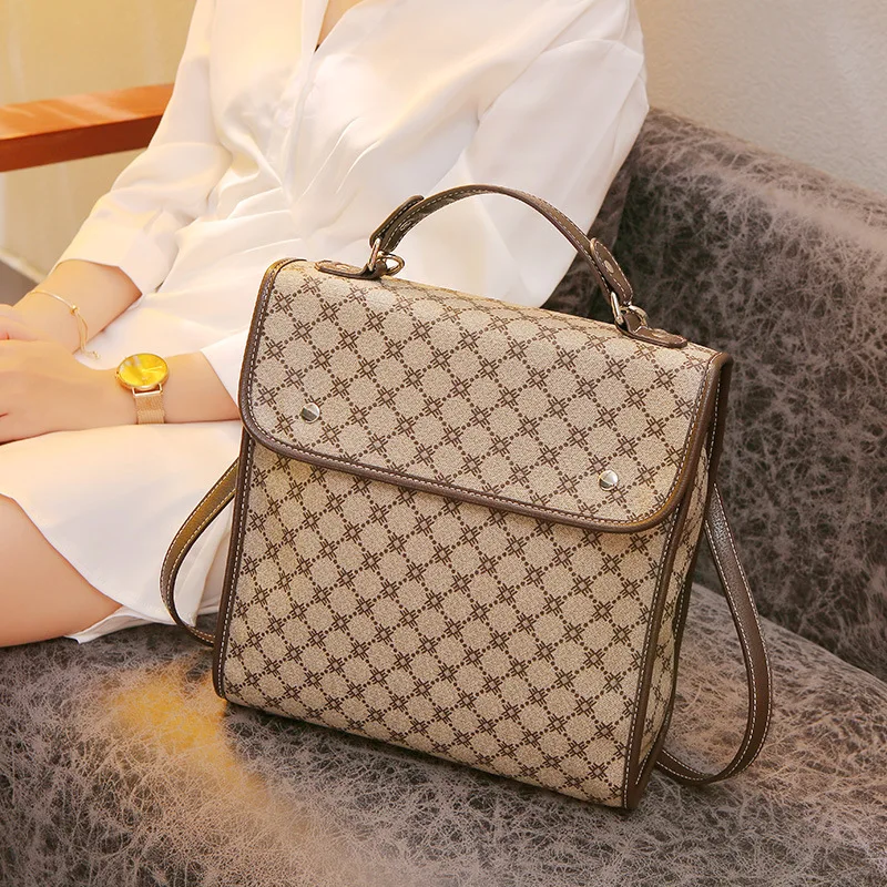 

2021 New Fashion Larger Capacity Retro Plaid Backpack for Women Genuine Leather Purses and Handbags V Bags In Luxury Handbags Gg