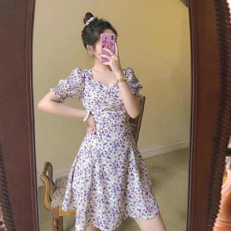 

Purple Floral Dress Summer Women Sweet Chic Puff Sleeve Fairy Dress Cottagecore French Retro V Neck Short Sleeve Dress Beachwear