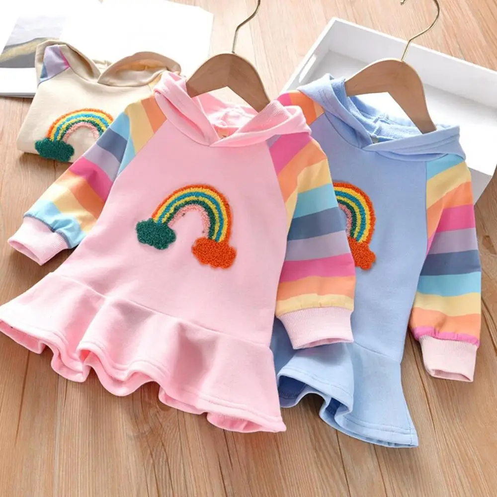 

Платье в радужную полоску для маленьких девочек, детское платье-свитер с длинным рукавом и вышивкой, с капюшоном, осень
