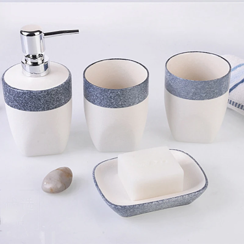 Аксессуары для ванной комнаты Набор из четырех предметов керамика дозатор