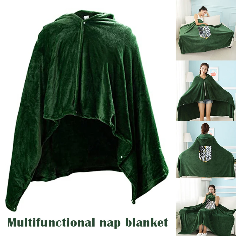 

Фланелевая накидка с капюшоном и крылом свободы