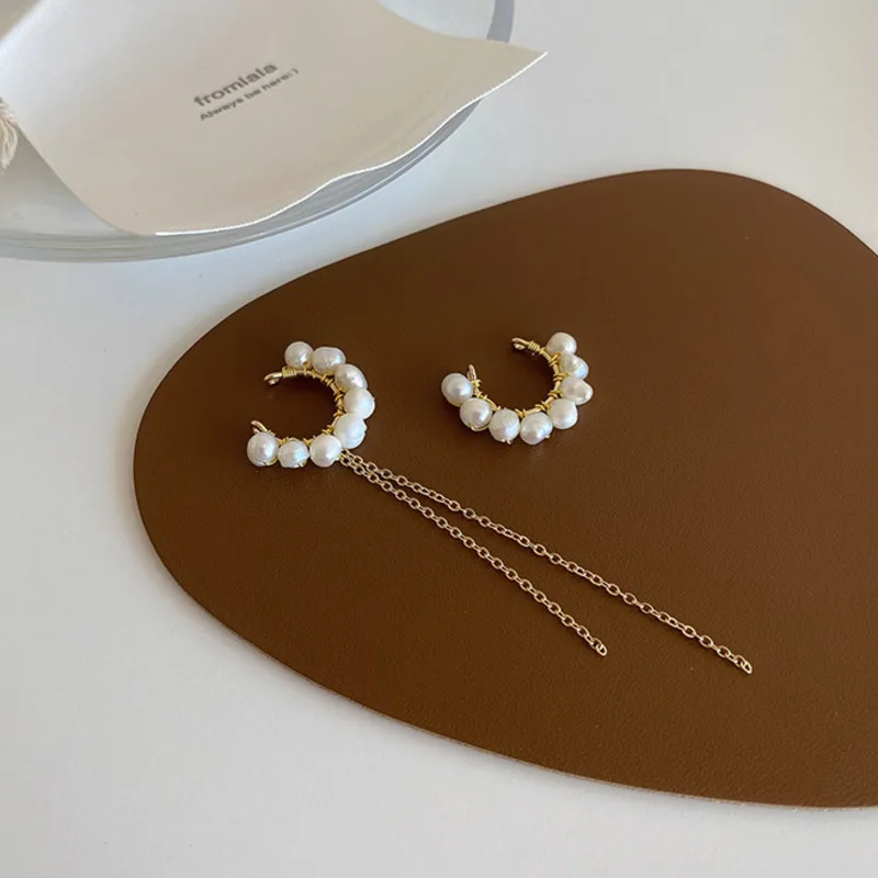 

Korea Vintage Elegant Asymmetry Pearl Irregular Gold Ear Clip Earrings For Women Wedding Dating Aesthetic Jewelry Accessories