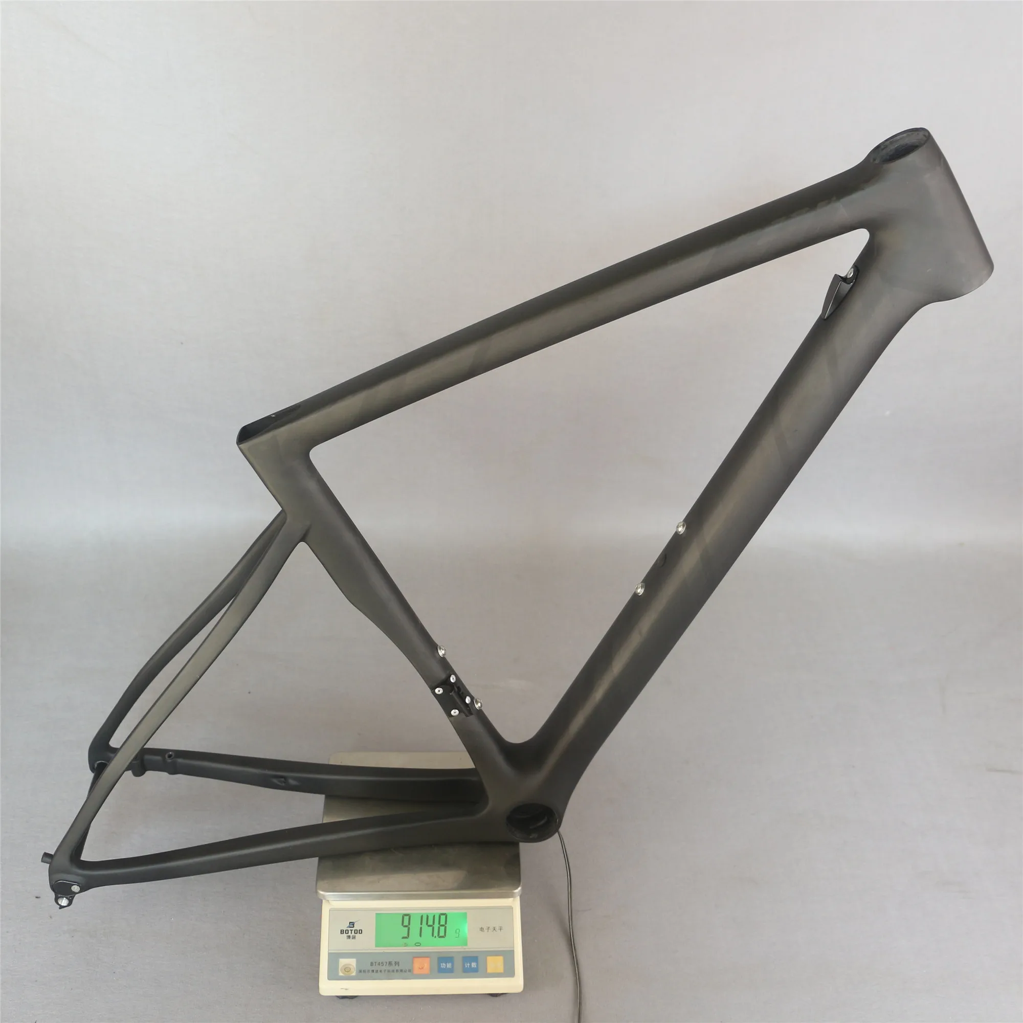 Задний кронштейн из углеродного волокна T800 для дисков и шоссейных велосипедов |