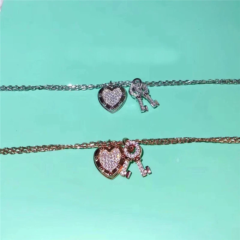 

Ladies' 100% S925 Sterling Silver European And American Style Heart-Shaped Collocation Key Bracelet, Hot-Selling Valuable Gifts