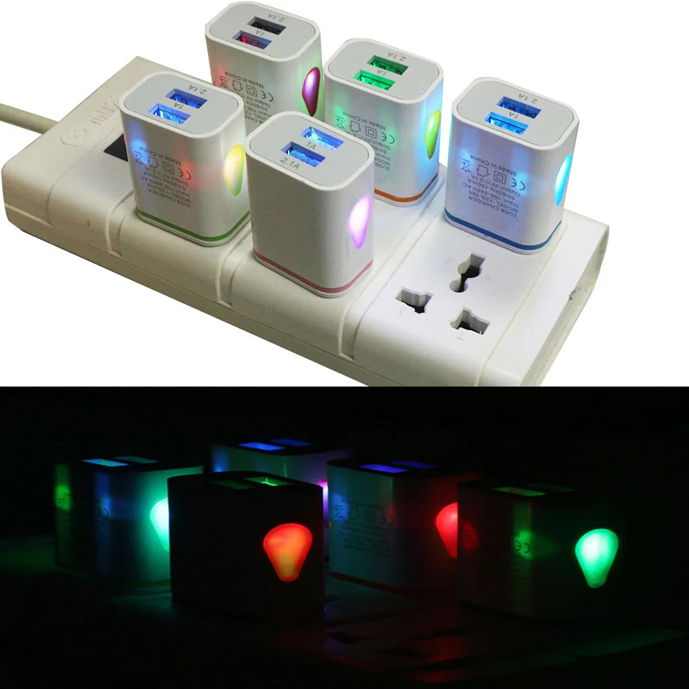 Зарядное устройство переменного тока с 2 USB портами и светодиодной