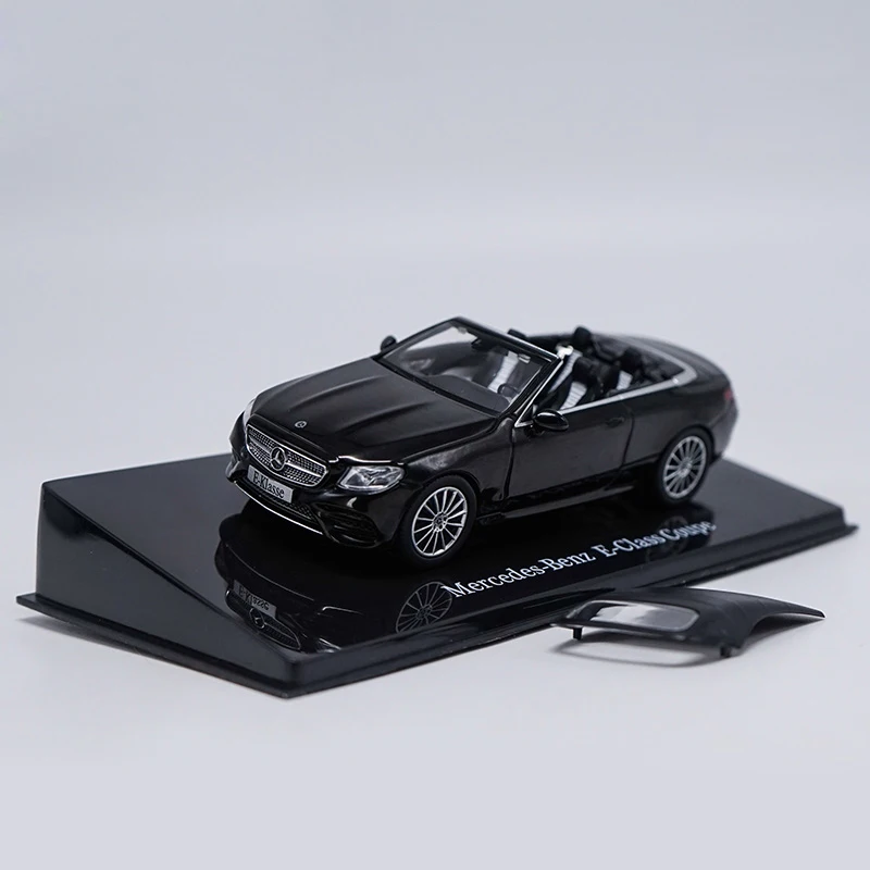 Cabriolet Black 1:43 E300 E-KASE Coupe модель сплава автомобиля статические высокой моделирования металлические модельные автомобили с оригинальной коробкой - Цвет: Cabriolet Black