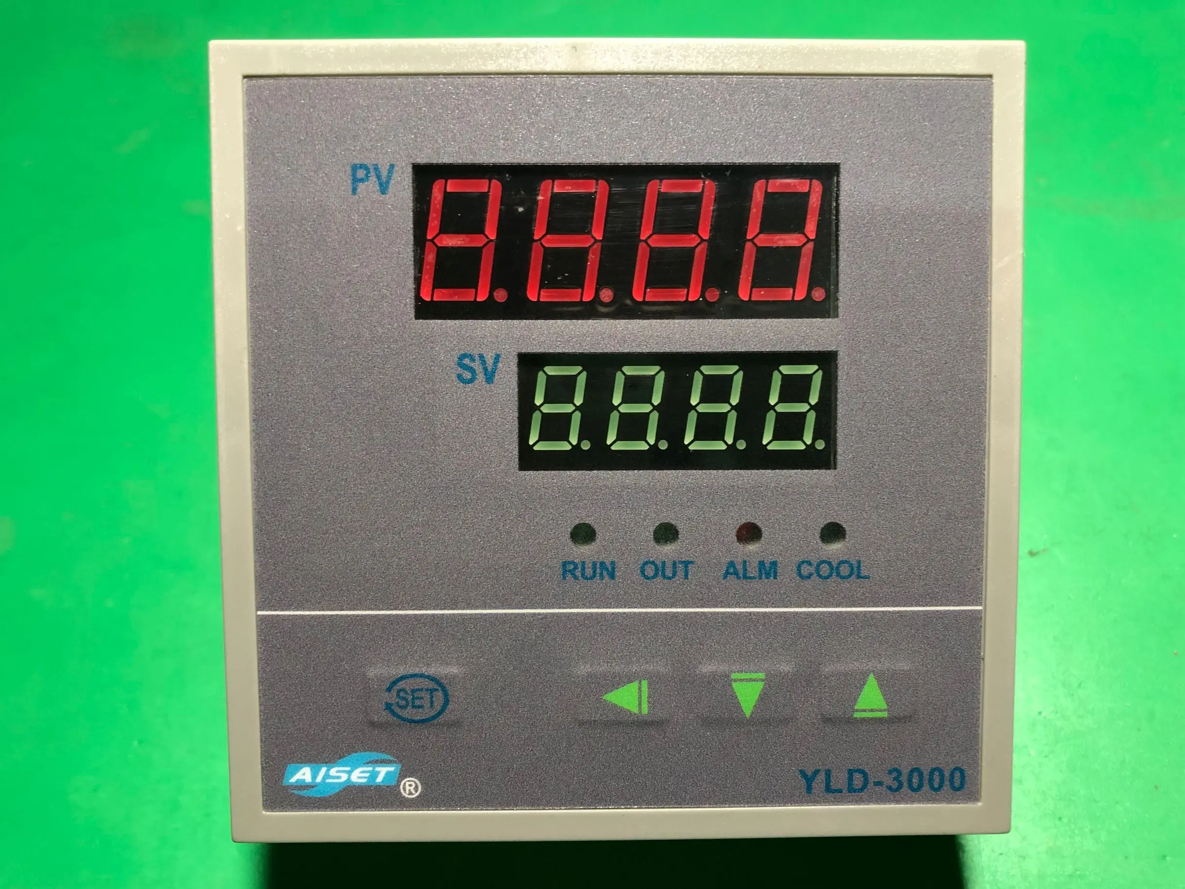 YLD 3008 Шанхай Yatai инструмент термостат 3018 инкубатор регулятор температуры печи 3000