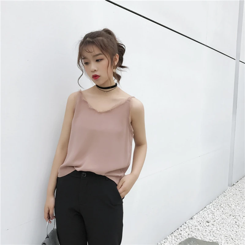 Летний модный кружевной женский топ на бретельках с лямкой через шею 2020