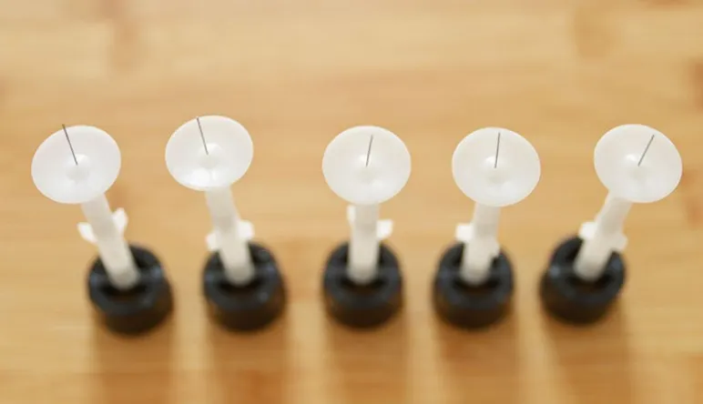 Электростатическая насадка для порошкового распылителя