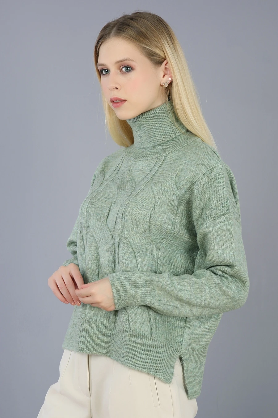 

HAIR WEAVE FISHERMAN COLLAR KNITWEAR