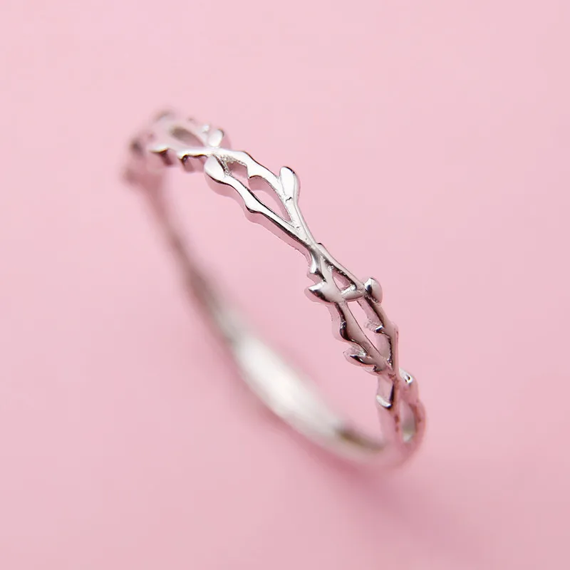 

Thorns Leaf Rings for Women Girls Friends Simple Fresh Minimalist Elegant Silver Ring Cute Romantic Korean Fashion Jewelry Gifts