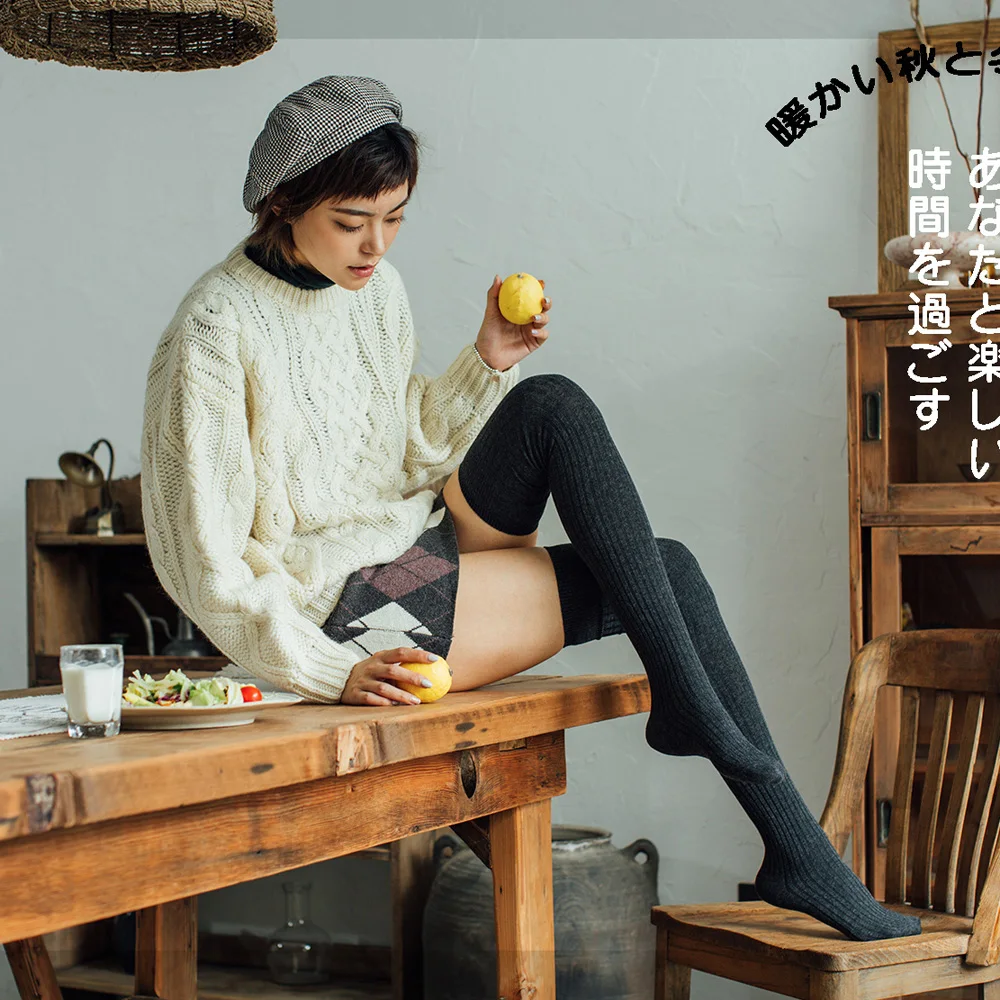 

1 Pair New Women Fashion Harajuku Japanese Thigh Socks Sweet Cotton Knee Socks Long Vertical Stripes Solid Color Warm Stockings
