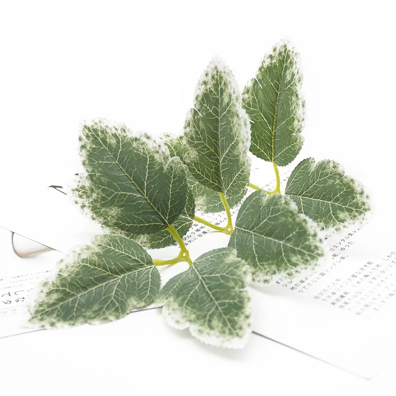 

20 Pieces Snowflake Leaves Wholesale Artificial Plants Wedding Decorative Flowers Holding Flower Material Studio Shooting Props