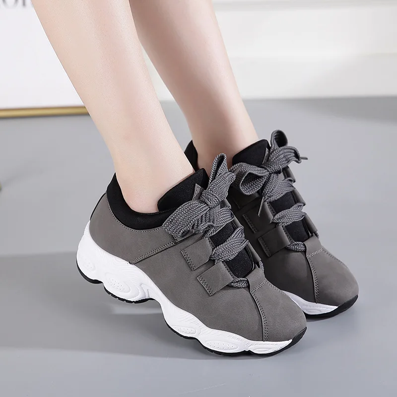 

2021 New Spring and Autumn Korean Casual Shoes Women Low-top Sneakers Thick-soled Leather Running Shoes Women Platform Shoes