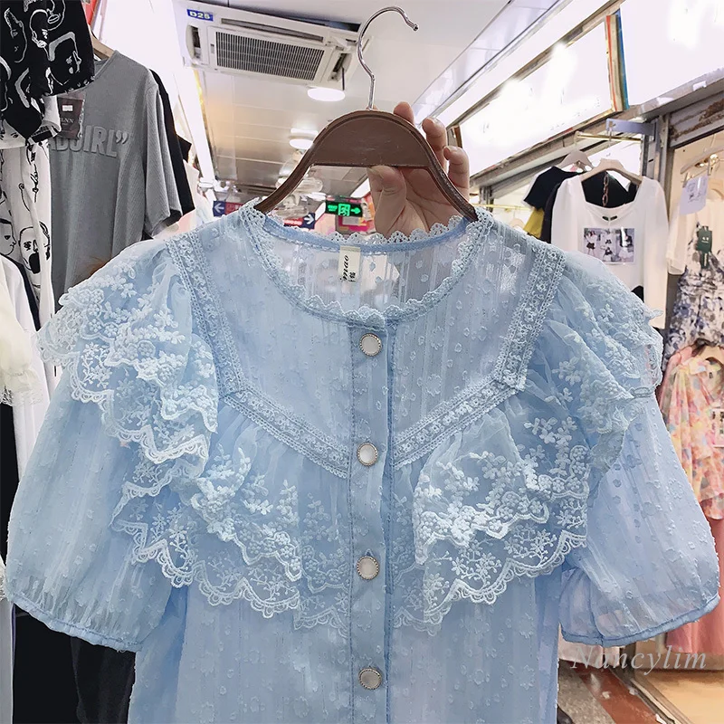 Manches courtes Dentelle Chemise Femme 2021 Nouveau Design À Volants Lâche Simple boutonnage Blouse à Volants Filles Dames Doux Haut Blouse
