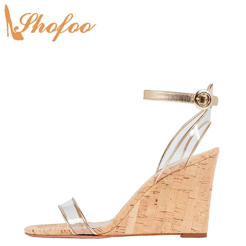 

Женские босоножки на высокой танкетке, с открытым носком